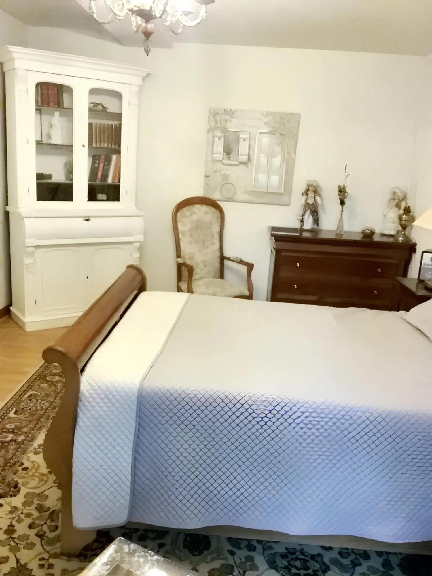 Villa Charmante A Bosset Avec Piscine Partagee Exteriör bild