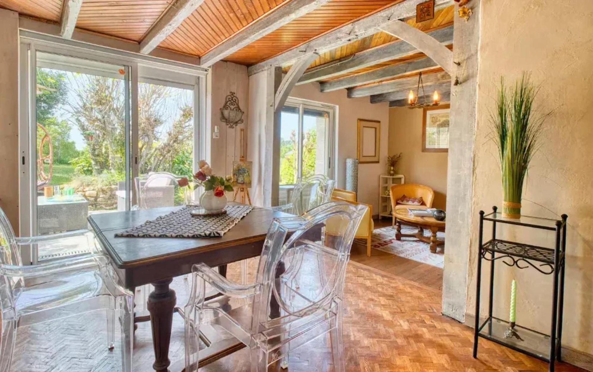 Villa Charmante A Bosset Avec Piscine Partagee Exteriör bild